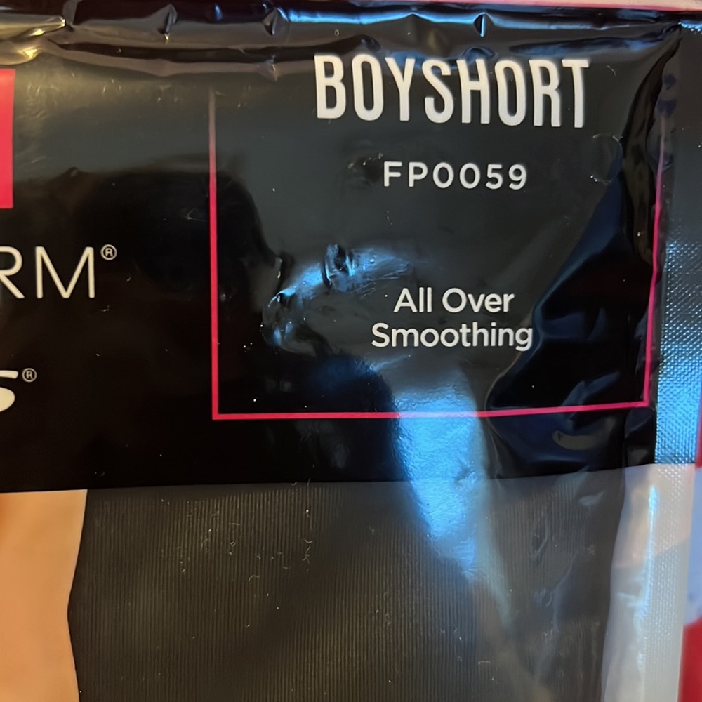 NEW Maidenform Flexees Black Boyshort Shaper All Over Smoothing Various Sizes - Picture 3 of 4